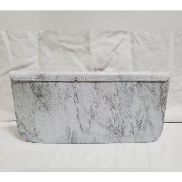 COASTAL ROAD -🎉HP🎉 Gray Marble Custom-Made Leather Zipper-Accent Envelope Clutch - Picture 14 of 15